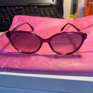 💕Sale Authentic Fendi Sunglasses💕